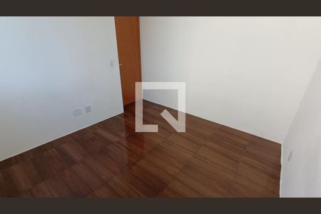 Quarto 2 de apartamento para alugar com 2 quartos, 45m² em Caguaçu, Sorocaba