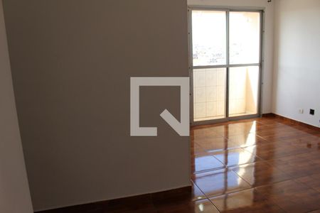 Sala de apartamento para alugar com 3 quartos, 78m² em Vila Divina Pastora, São Paulo