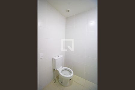 Banheiro de apartamento para alugar com 1 quarto, 23m² em Tucuruvi, São Paulo