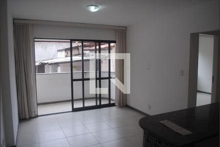 Sala  de apartamento para alugar com 1 quarto, 51m² em Caminho das Árvores, Salvador
