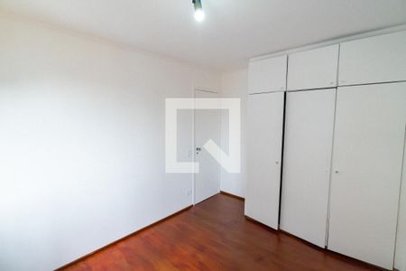 Quarto 2 de apartamento para alugar com 2 quartos, 63m² em Vila Guarani (z Sul), São Paulo