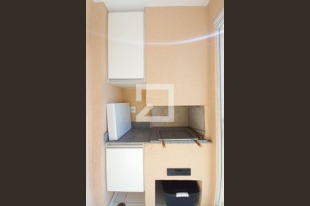 Detalhe da Varanda  de apartamento para alugar com 2 quartos, 61m² em Loteamento Chácara Prado, Campinas