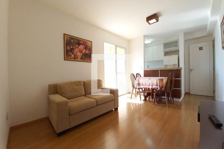 Sala de apartamento para alugar com 2 quartos, 61m² em Loteamento Chácara Prado, Campinas