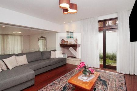 Casa à venda com 5 quartos, 1037m² em Jardim Cordeiro, São Paulo
