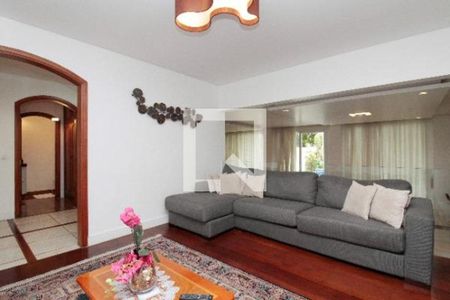 Casa à venda com 5 quartos, 1037m² em Jardim Cordeiro, São Paulo