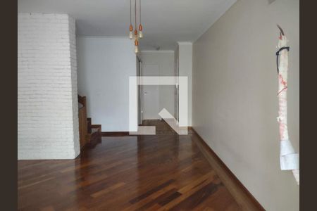 Casa à venda com 3 quartos, 125m² em Vila Sofia, São Paulo