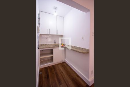 Cozinha de apartamento para alugar com 1 quarto, 50m² em Icaraí, Niterói