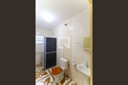 Banheiro de casa para alugar com 2 quartos, 100m² em Cidade Júlia, São Paulo