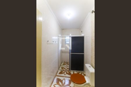Banheiro de casa para alugar com 2 quartos, 100m² em Cidade Júlia, São Paulo