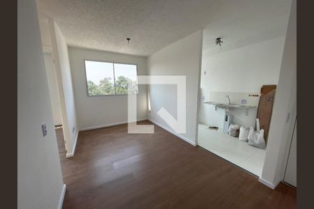 Sala de apartamento para alugar com 2 quartos, 45m² em Jardim Gilda Maria, São Paulo