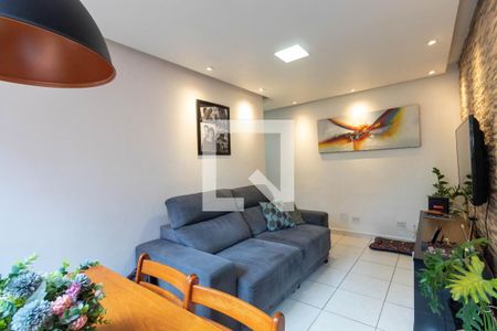 Sala de apartamento para alugar com 2 quartos, 55m² em Vila Sílvia, São Paulo