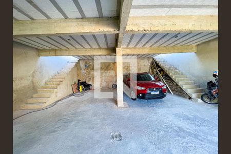 Garagem de casa à venda com 6 quartos, 250m² em Diamante, Belo Horizonte