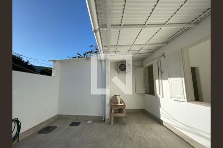 Quintal de casa para alugar com 1 quarto, 55m² em Laranjeiras, Rio de Janeiro