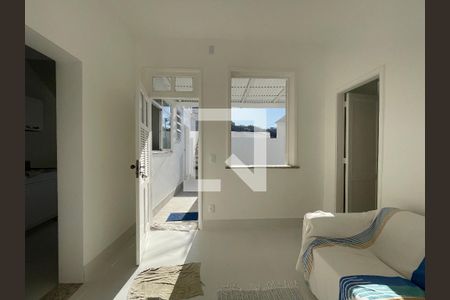 Sala de casa para alugar com 1 quarto, 55m² em Laranjeiras, Rio de Janeiro