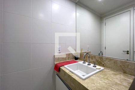 Banheiro de kitnet/studio para alugar com 1 quarto, 34m² em Ipiranga, São Paulo