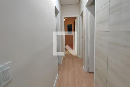 Corredor Quartos de apartamento para alugar com 3 quartos, 62m² em Chácara das Nações, Campinas