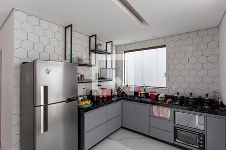 Cozinha de casa à venda com 4 quartos, 130m² em Jaraguá, Belo Horizonte