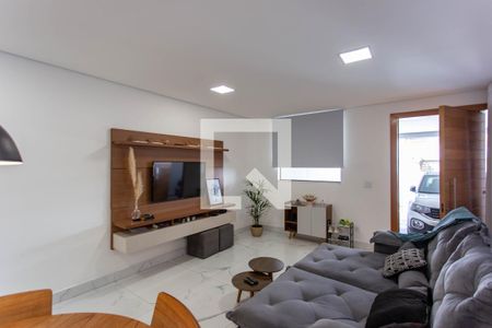 Sala de casa à venda com 4 quartos, 130m² em Jaraguá, Belo Horizonte