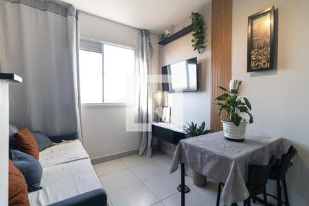Sala de apartamento para alugar com 2 quartos, 33m² em Parque Fongaro, São Paulo
