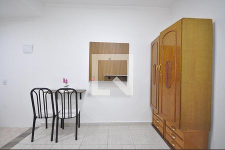 Quarto/Sala de kitnet/studio para alugar com 1 quarto, 20m² em Vila Gustavo, São Paulo