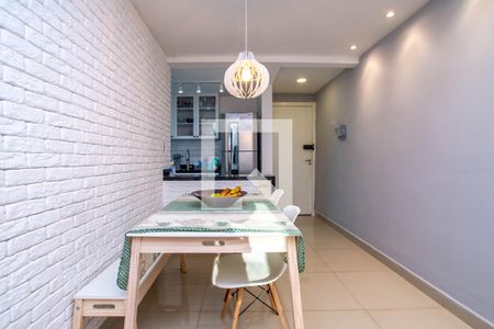 Sala de apartamento à venda com 2 quartos, 45m² em Jardim Adriana, Guarulhos