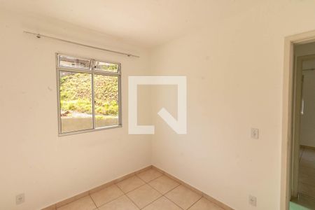 Quarto 2 de apartamento para alugar com 2 quartos, 55m² em Camargos, Belo Horizonte