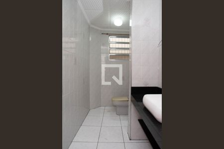 Lavabo de casa para alugar com 4 quartos, 300m² em Vila Zanardi, Guarulhos