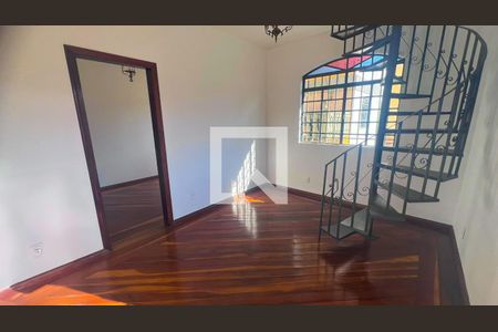 Casa à venda com 4 quartos, 170m² em Dona Clara, Belo Horizonte