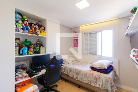 Quarto de apartamento à venda com 2 quartos, 77m² em Vila Osasco, Osasco