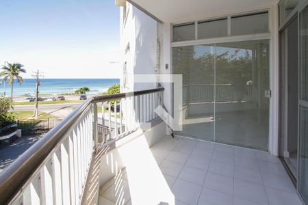Varanda de apartamento à venda com 1 quarto, 51m² em Barra da Tijuca, Rio de Janeiro