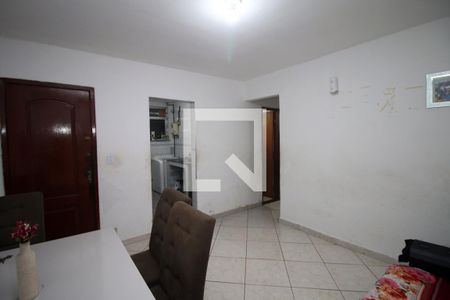 Sala de apartamento para alugar com 2 quartos, 54m² em Olaria, Rio de Janeiro