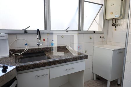 Cozinha de apartamento para alugar com 2 quartos, 68m² em Vila Romana, São Paulo