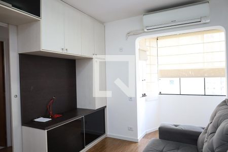 Sala de apartamento para alugar com 2 quartos, 68m² em Vila Romana, São Paulo