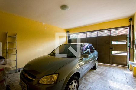 Casa à venda com 174m², 3 quartos e 2 vagas Casa à venda com 174m², 3 quartos e 2 vagasGaragem
