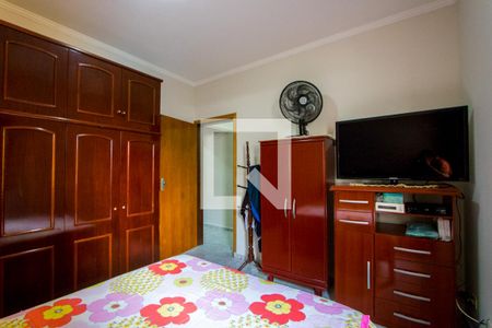 Casa à venda com 174m², 3 quartos e 2 vagas Casa à venda com 174m², 3 quartos e 2 vagasQuarto 2