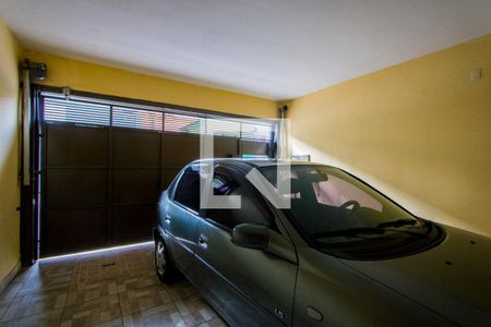 Casa à venda com 174m², 3 quartos e 2 vagas Casa à venda com 174m², 3 quartos e 2 vagasGaragem