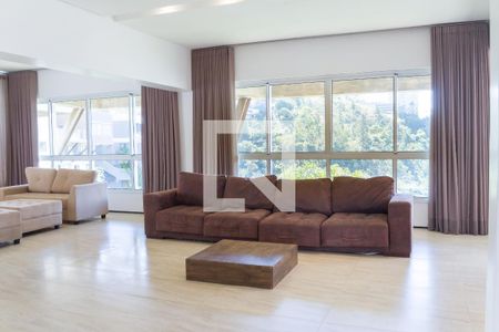 sala de visitas 2 de casa de condomínio à venda com 4 quartos, 700m² em Vila Castela, Nova Lima