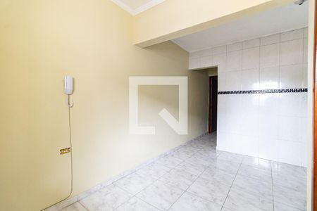 Sala de casa para alugar com 2 quartos, 40m² em Vila Brasilina, São Paulo