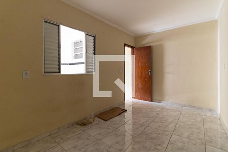 Quarto 2 de casa para alugar com 2 quartos, 40m² em Vila Brasilina, São Paulo