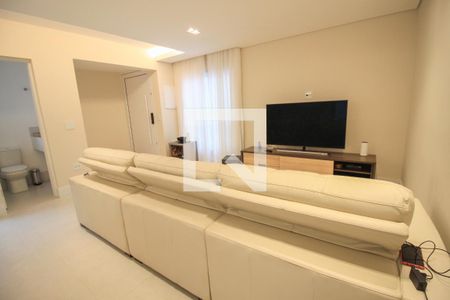 Sala de casa à venda com 3 quartos, 130m² em Vila Invernada, São Paulo