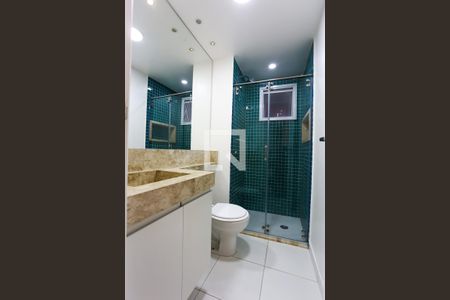 Banheiro de apartamento para alugar com 2 quartos, 70m² em Jardim Parque Morumbi, São Paulo