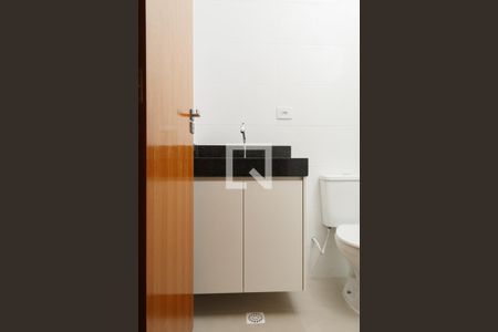 Banheiro de apartamento para alugar com 1 quarto, 40m² em Vila Paiva, São Paulo