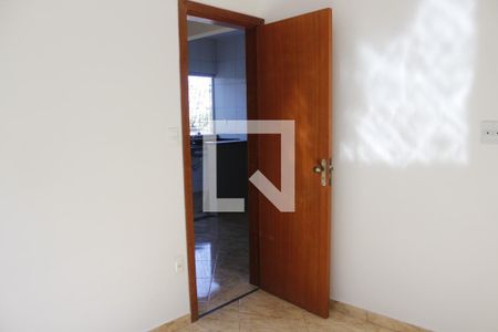 Quarto 1 de apartamento para alugar com 2 quartos, 50m² em Goiânia, Belo Horizonte