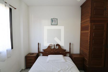 Quarto Suíte  de apartamento para alugar com 2 quartos, 64m² em Jardim Sao Miguel, Guarujá