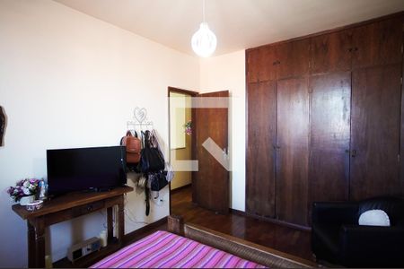 Casa de condomínio à venda com 117m², 4 quartos e 2 vagas Casa de condomínio à venda com 117m², 4 quartos e 2 vagasQuarto 1