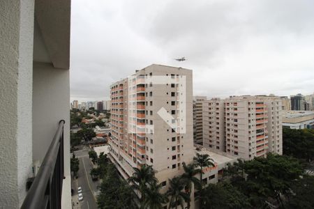 Vista da Varanda Sala/Cozinha de kitnet/studio para alugar com 1 quarto, 31m² em Indianópolis, São Paulo
