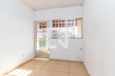 Sala de casa para alugar com 2 quartos, 120m² em Itaquera, São Paulo