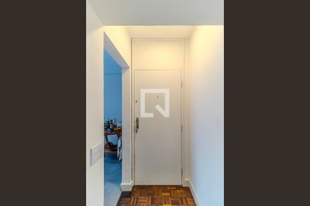 Entrada de apartamento à venda com 2 quartos, 96m² em Vila Buarque, São Paulo