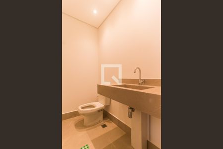 Lavabo de apartamento para alugar com 3 quartos, 96m² em Vila Mogilar, Mogi das Cruzes