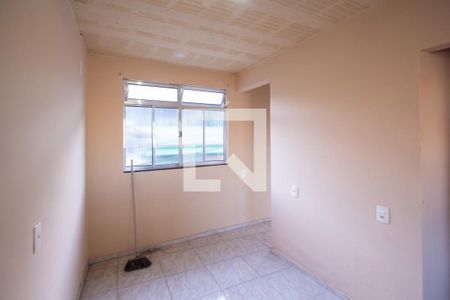 Sala de apartamento para alugar com 1 quarto, 35m² em Brasilândia, São Gonçalo
